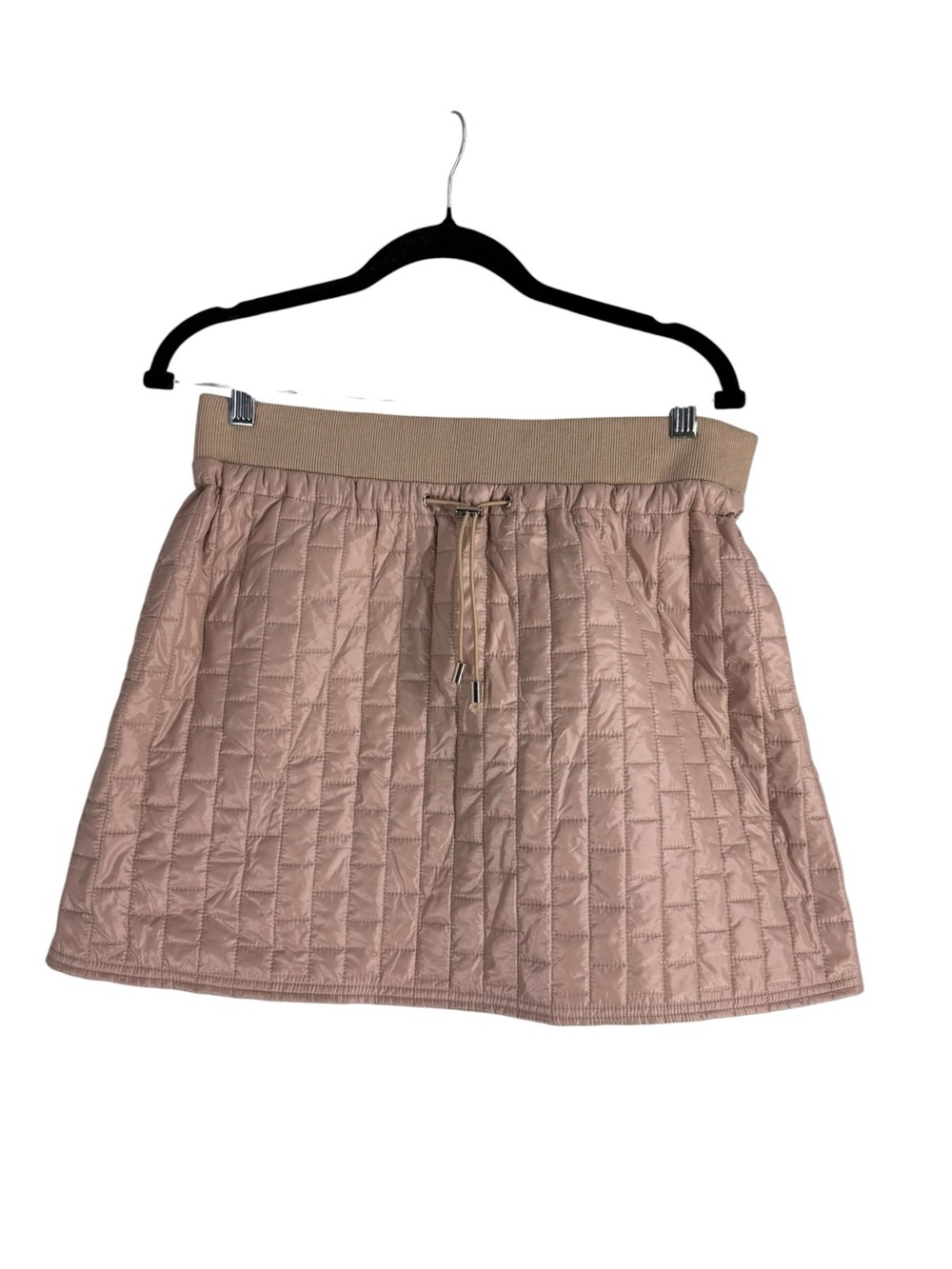 Quilted Herve Leger quilted mini skirt. Blush pink. Large